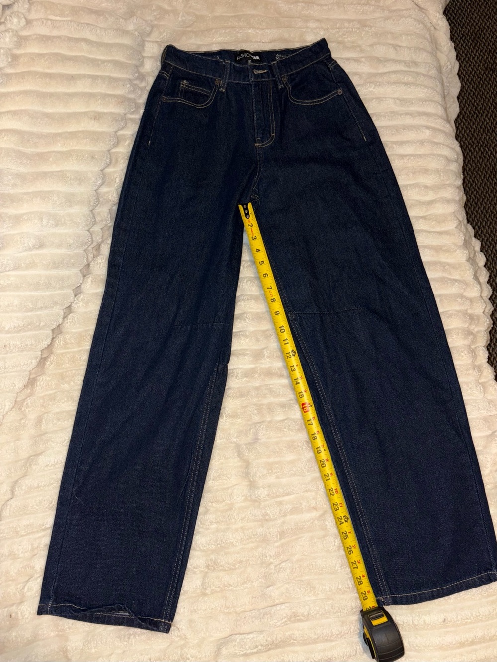 Fashion Nova Dark Wash Wide-Leg Jeans – Size 1